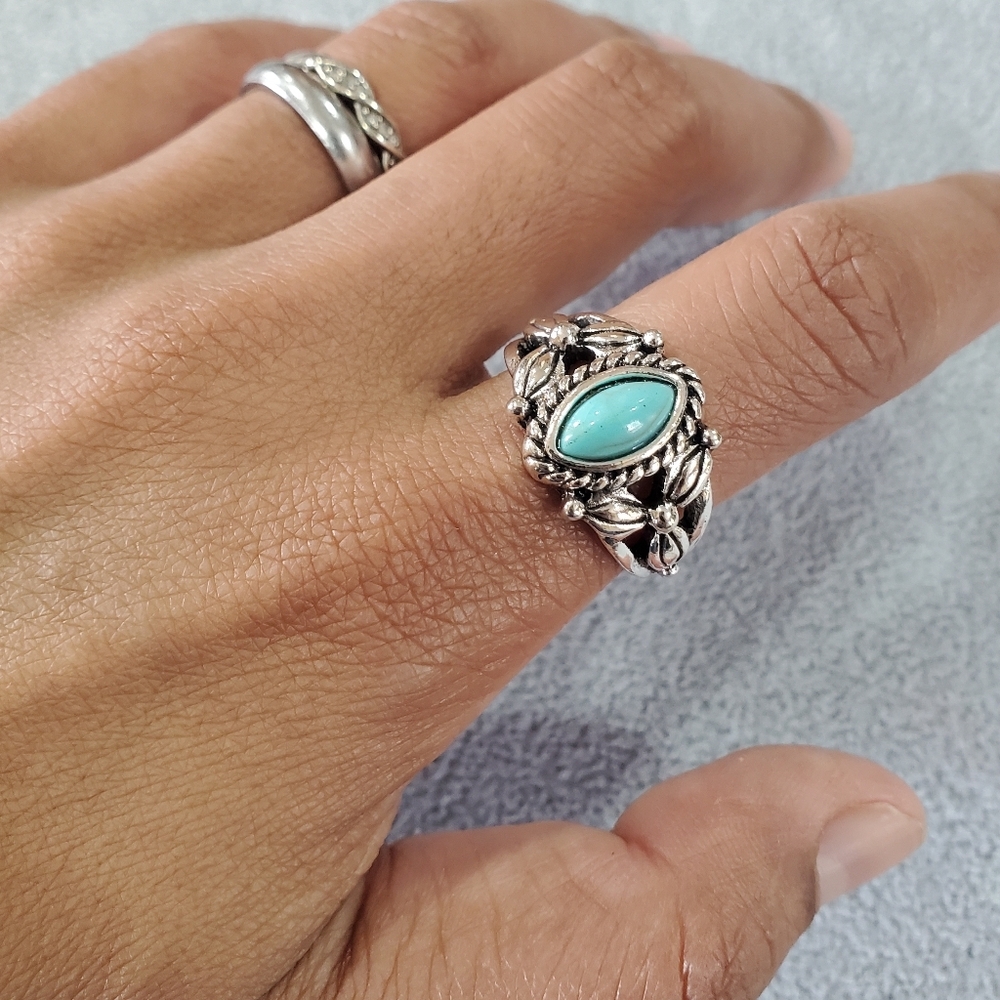 Turquoise Silver Ring
